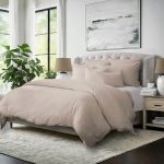Couvre lit Elsie naturel fabriqué au Canada par Colcha Linens