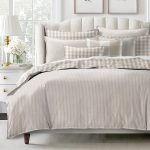 Couvre lit Walker rayé naturel - Fabriqué au Canada par Colcha Linens