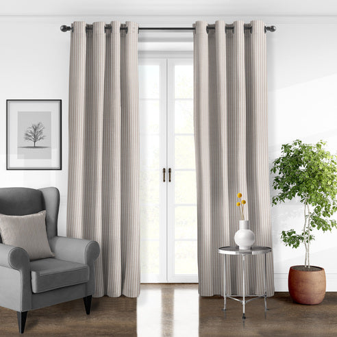 Couvre lit Walker rayé naturel - Fabriqué au Canada par Colcha Linens – Image 2