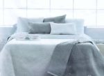 Couvre lit réversible Elen blanc fabriqué au Québec