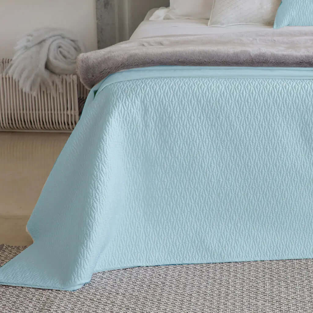 Couvre lit diamant matelassé - bleu brumeux