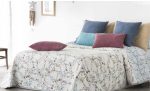 ( Fait au Québec ) - Couvre-lit LIMA couvre-lits  ,disponible chez Literie-Déco et moi 