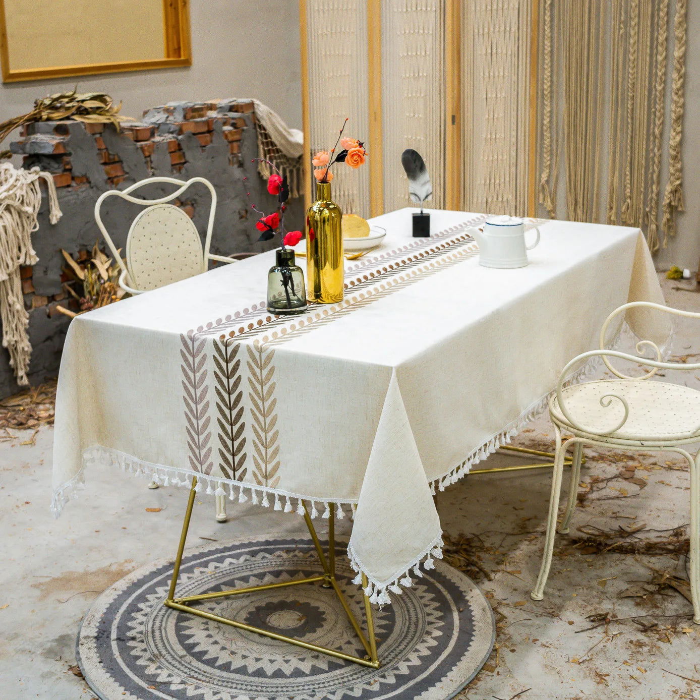 Nappe carrée en coton et lin à motifs feuilles chevronnées – Image 7