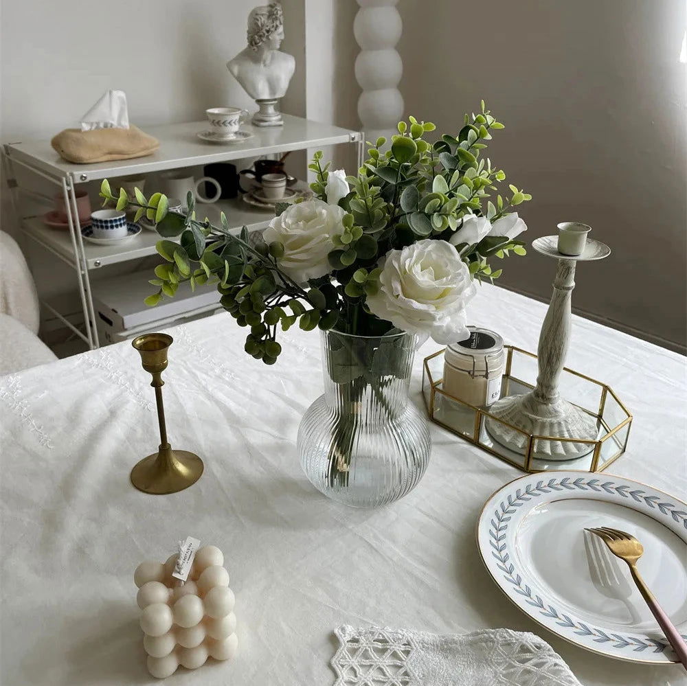 Nappe Carrée en coton brodé à dentelle et motif floral classique – Image 13