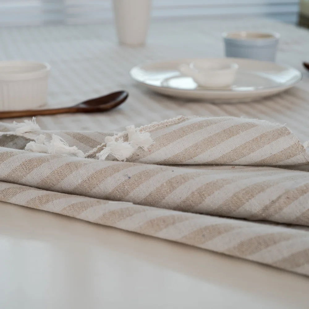 Nappe carrée beige à rayures en coton et lin – Image 6