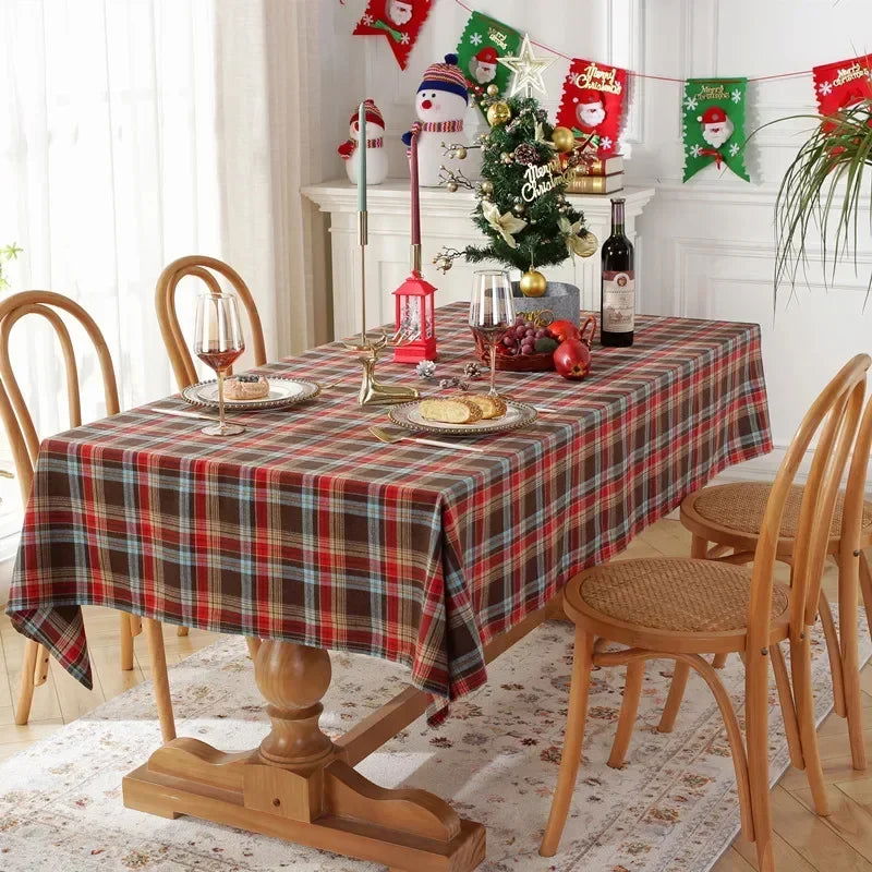 Nappe carrée festive tartan marron en polyester – Image 3