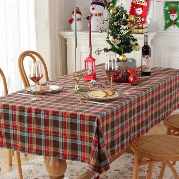 Nappe carrée festive tartan marron en polyester – Image 6
