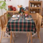 Nappe de Noël en tartan vert polyester à pampilles