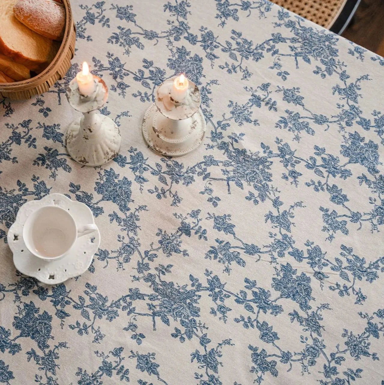 Nappe carrée coton lin à motif floral et dentelle – Image 9