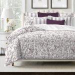 Couvre lit Tinsley Plum fabriqué au Canada par Colcha Linens