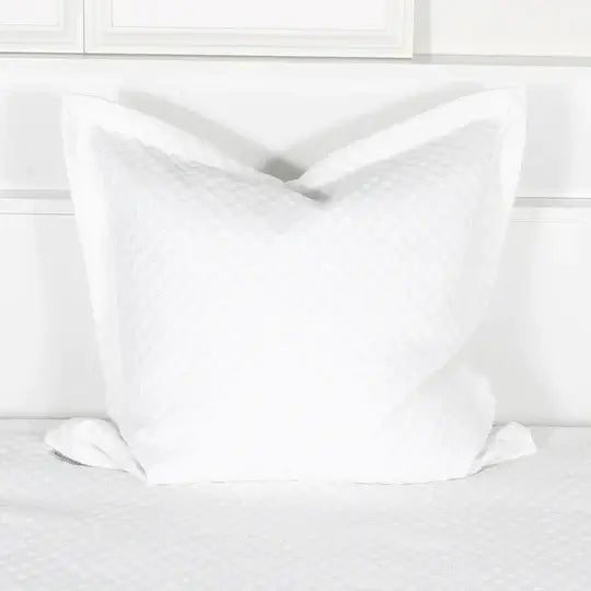 Couvre-lit PÉNÉLOPE ( Blanc) Couvre-lit ,disponible chez Literie-Déco et moi
