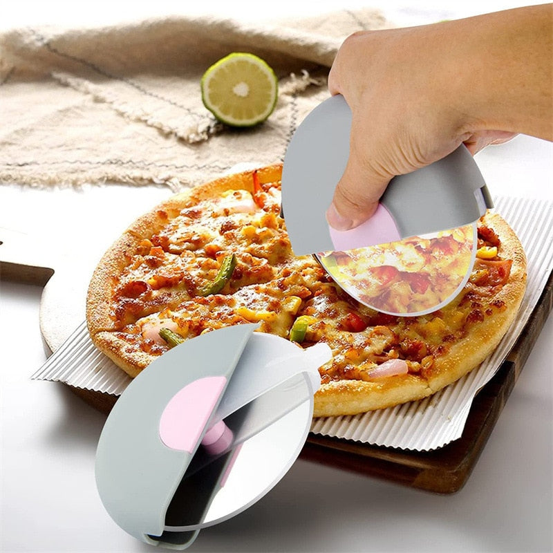 Vaisselle : trancheur à pizza en inox – Image 2