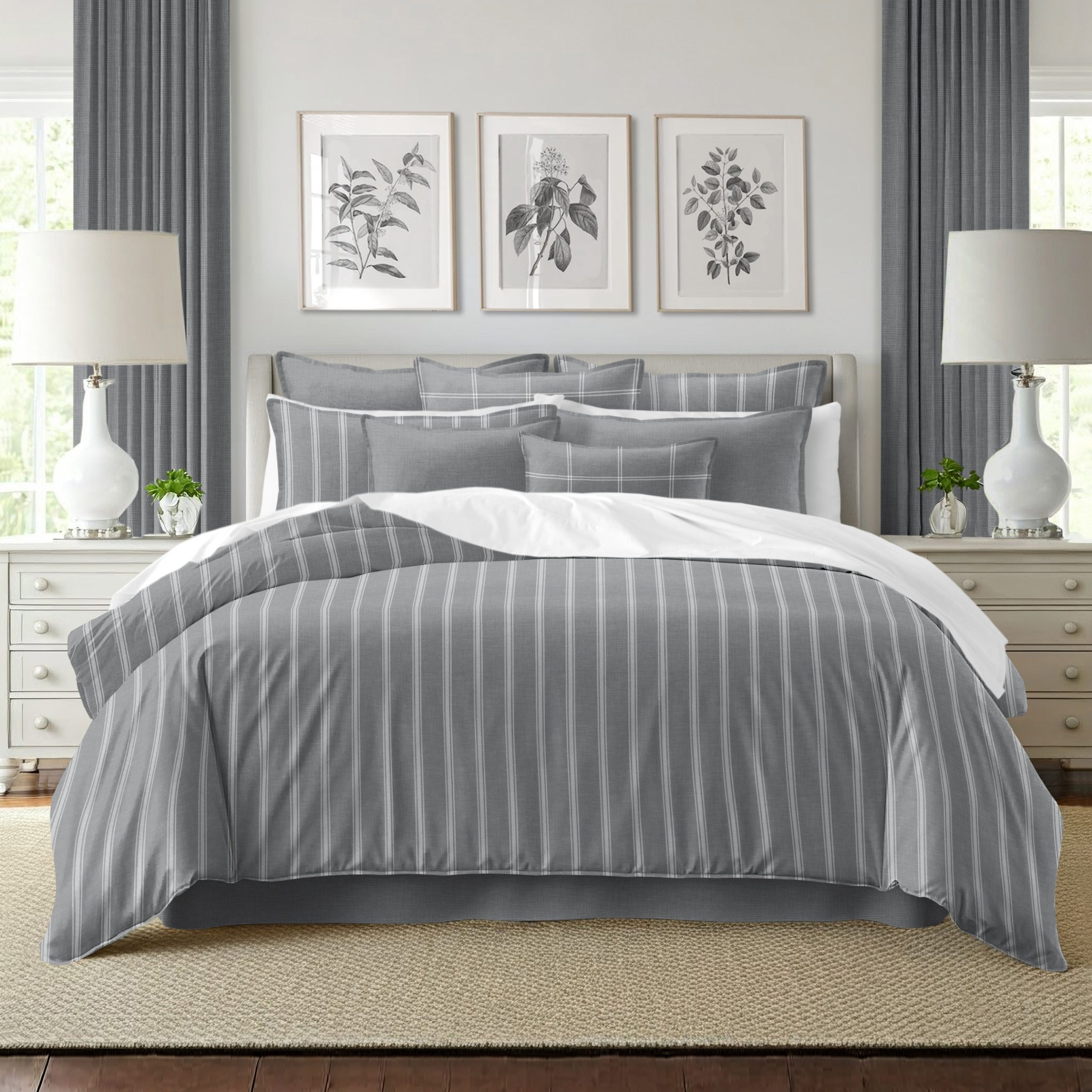 Couvre lit Shay Broad rayé gris - Fabriqué au Canada par Colcha Linens – Image 2