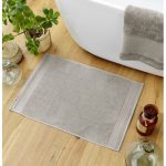Tapis de bain ton terre d'argile