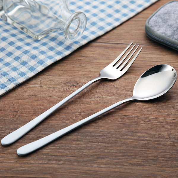 Couverts de table inox design nordique avec manche gris