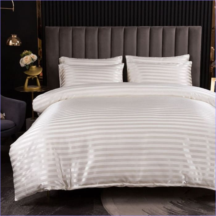 Housse de Couette Blanche et Argent - couettedouillette