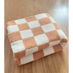 Plaid à Carreaux | Laine Douillette | Designix - Plaid Blanc & Beige - https://designix.fr/