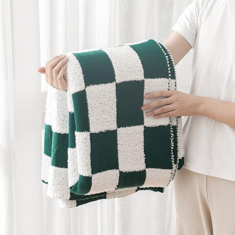 Plaid à Carreaux | Laine Douillette | Designix - Plaid Vert & Blanc - https://designix.fr/