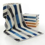 Linge de bain : serviette Jacquard en coton