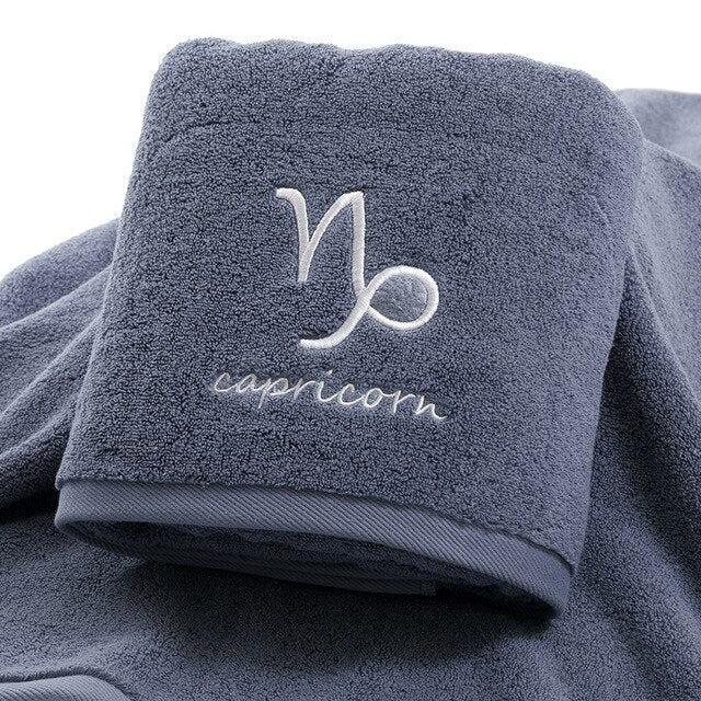 serviette de bain coton du capricorne gris