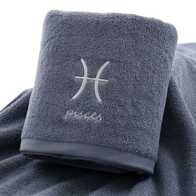 serviette de bain coton du poisson gris