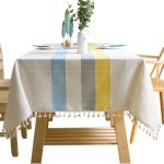 nappe-blanche-brodee-rectangulaire