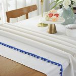 Nappe rectangulaire blanche