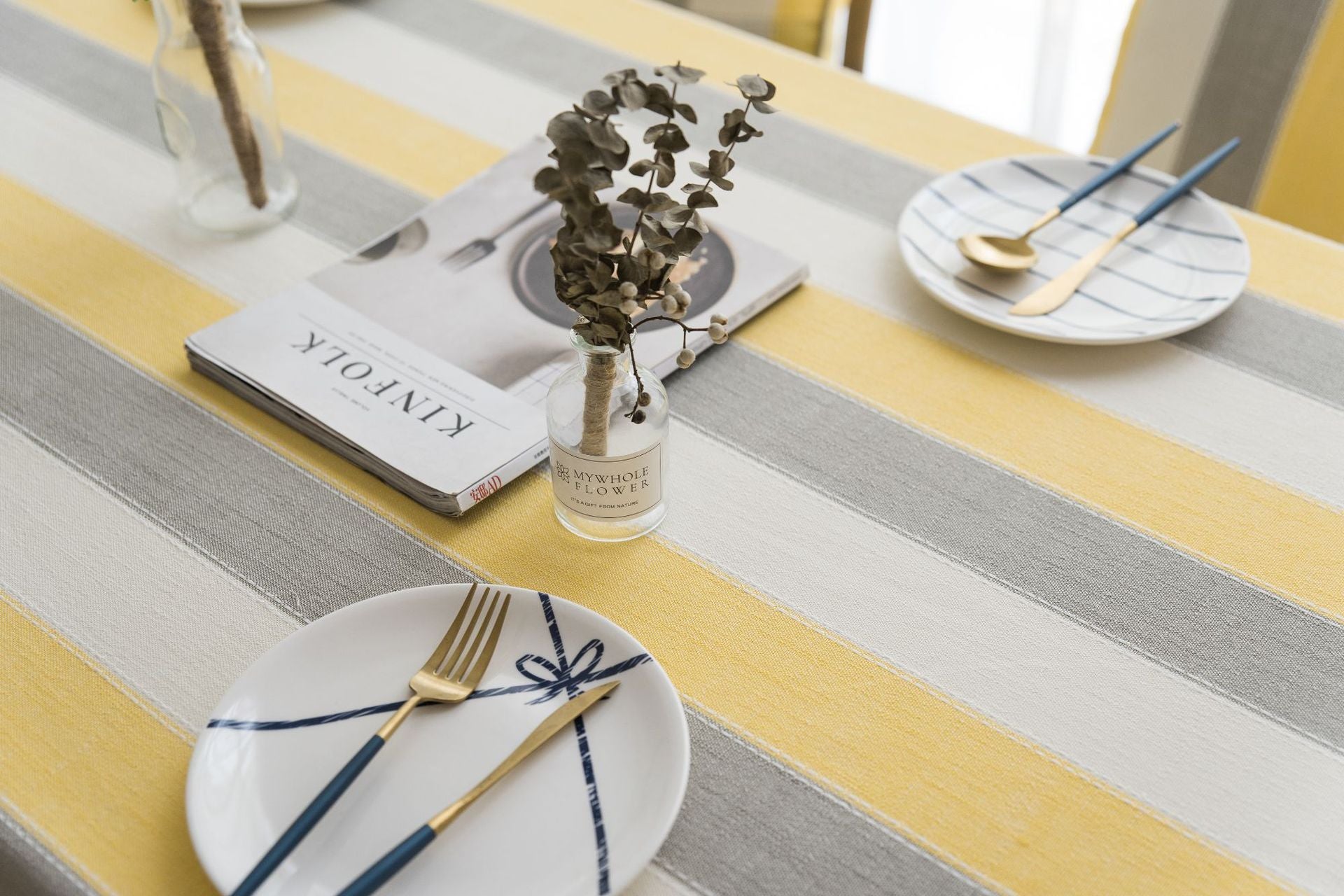 Nappe rectangulaire jaune et grise – Image 2