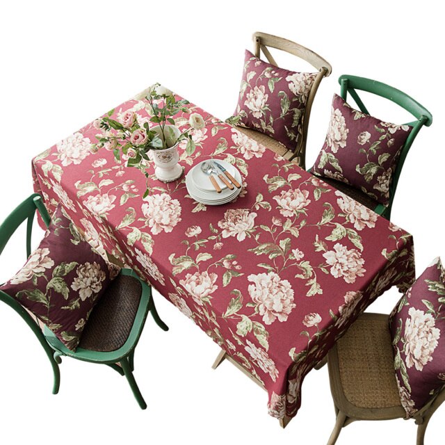 Nappe rectangulaire en tissu rouge