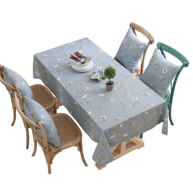 Nappe rectangulaire pour petite table