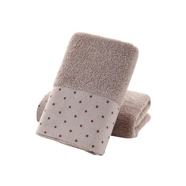 Serviette de bain motif points brun
