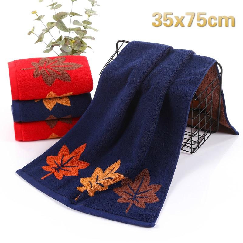 Linge de bain - serviette en coton motif feuille d'érable – Image 3